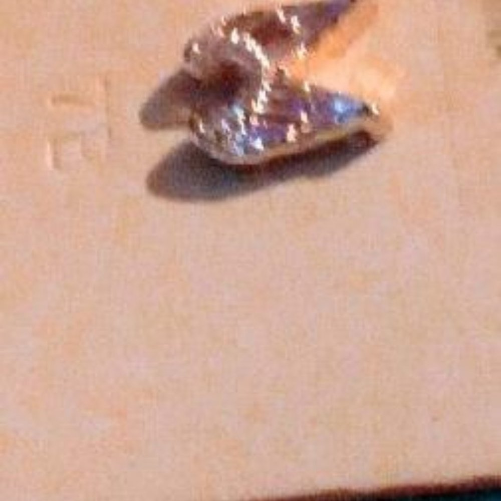 Shoes - Picture 4 of 6